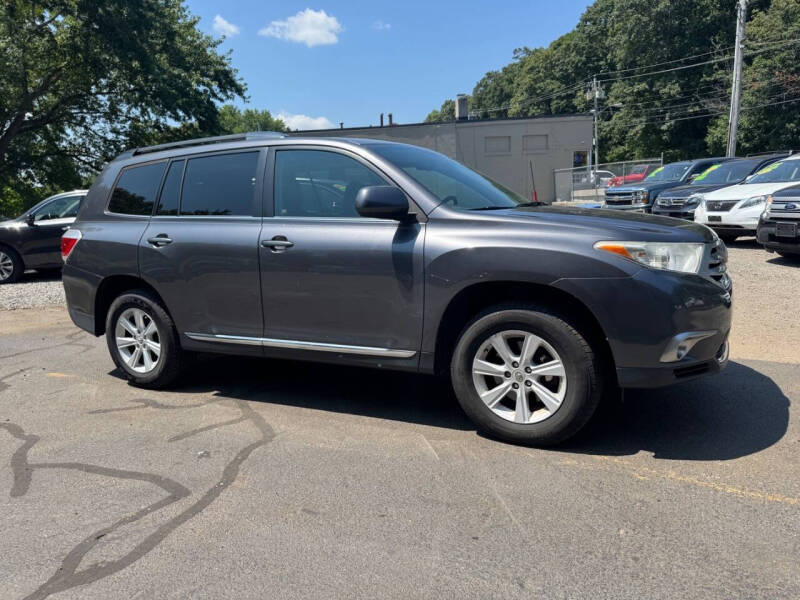2012 Toyota Highlander SE