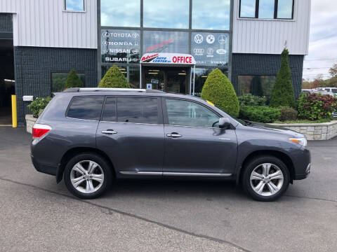 2013 Toyota Highlander for sale at Advance Auto Center in Rockland MA