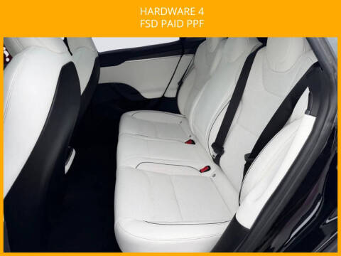 2023 Tesla Model S Plaid