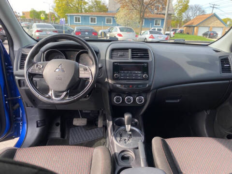 2017 Mitsubishi Outlander Sport LE