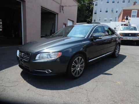 2009 Volvo S80 for sale at Village Motors in New Britain CT