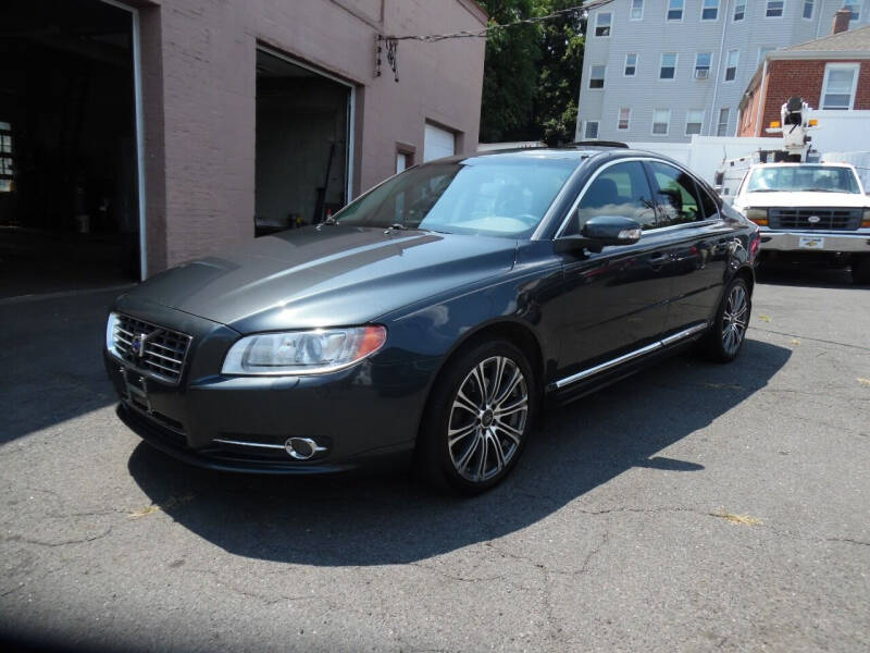 2009 Volvo S80 for sale at Village Motors in New Britain CT