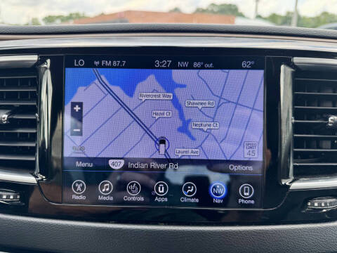 2017 Chrysler Pacifica Touring-L Plus