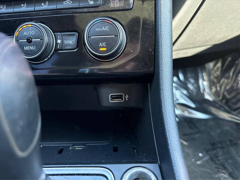 2019 Volkswagen Jetta SEL