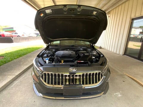 2020 Kia Cadenza Technology