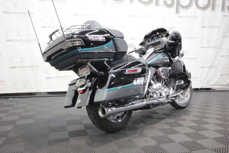 2015 Harley-Davidson CVO Limited