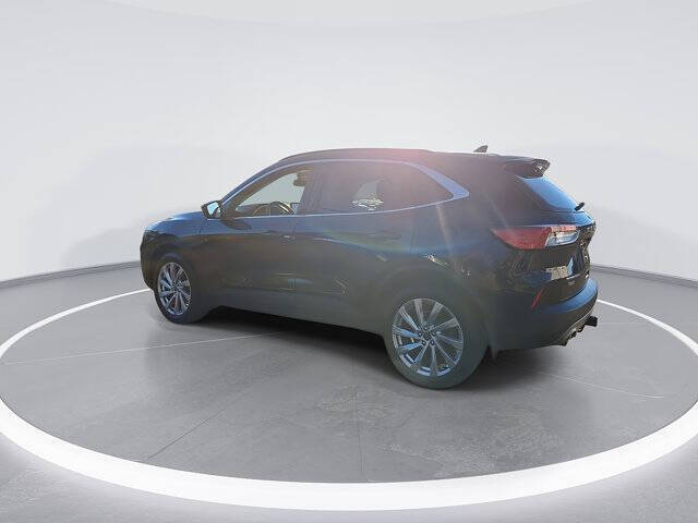 2021 Ford Escape Titanium