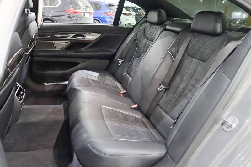 2022 BMW 7 Series 750i xDrive