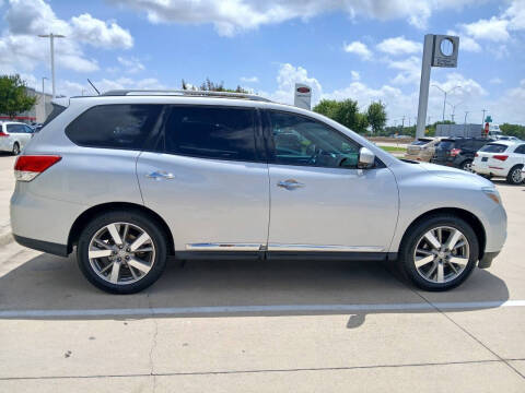2013 Nissan Pathfinder Platinum