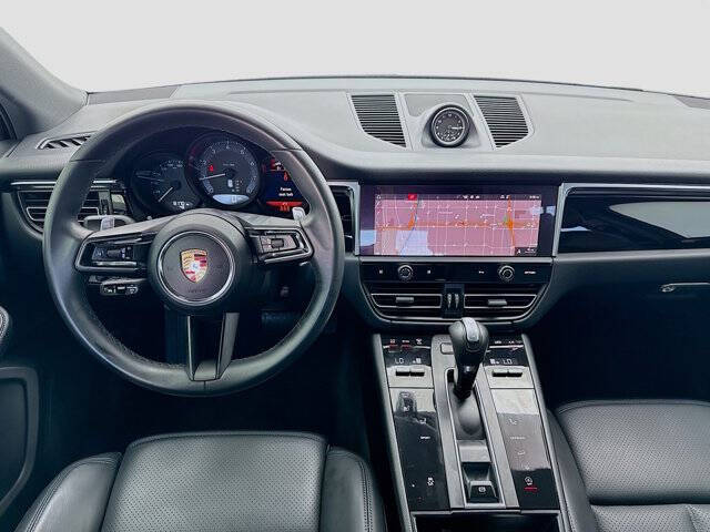 2023 Porsche Macan