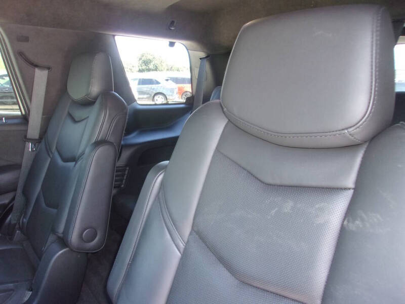 2020 Cadillac Escalade Platinum