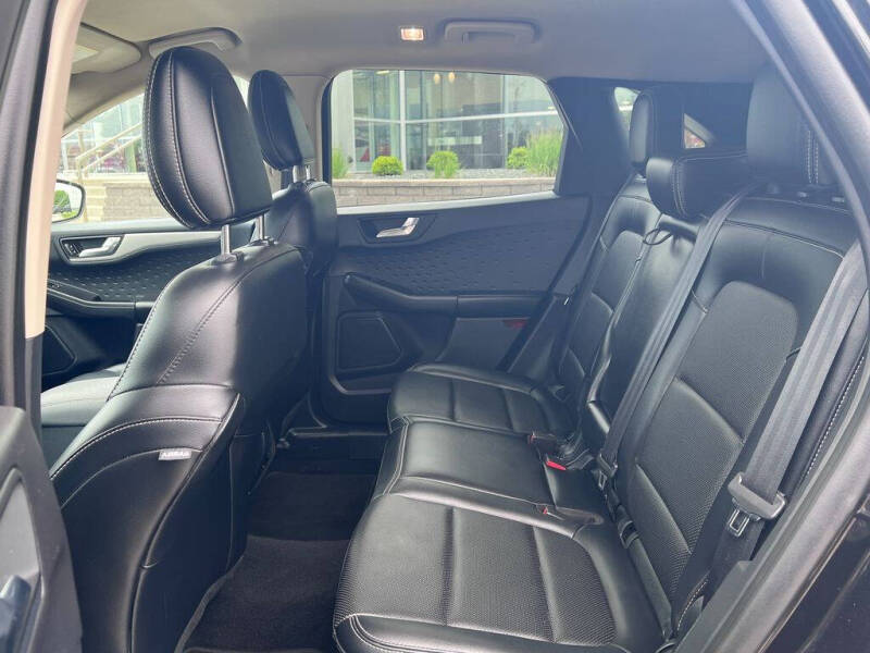 2020 Ford Escape SEL