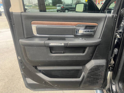 2017 RAM 1500 Laramie