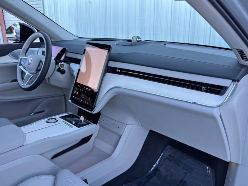 2025 Volvo EX90 Twin Performance Ultra 7P