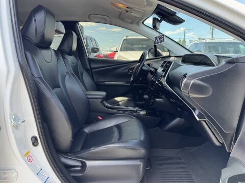 2022 Toyota Prius XLE AWD-e