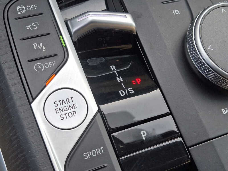 2025 BMW 3 Series 330i xDrive