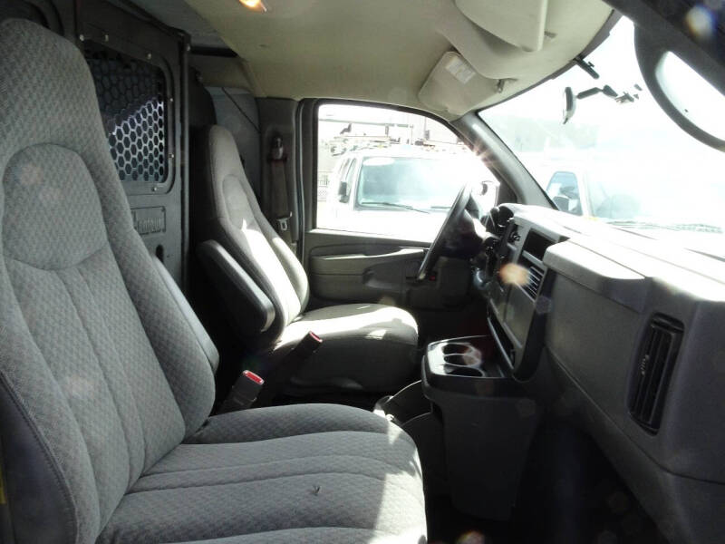 2006 GMC Savana 2500