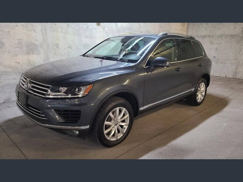 2016 Volkswagen Touareg VR6 Sport