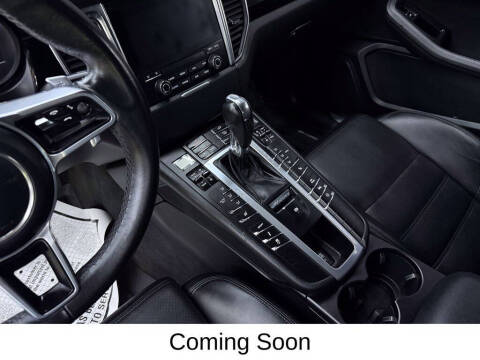2017 Porsche Macan S
