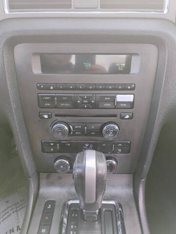 2014 Ford Mustang V6