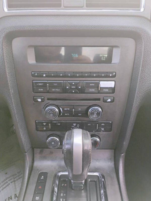 2014 Ford Mustang V6