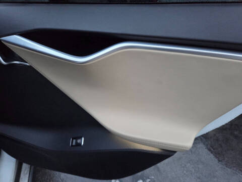 2013 Tesla Model S Performance