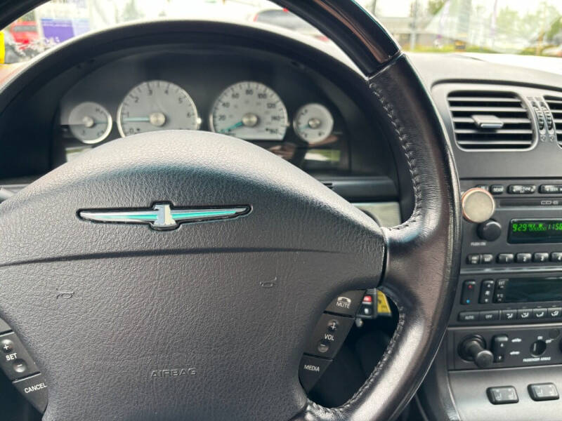 2004 Ford Thunderbird Deluxe