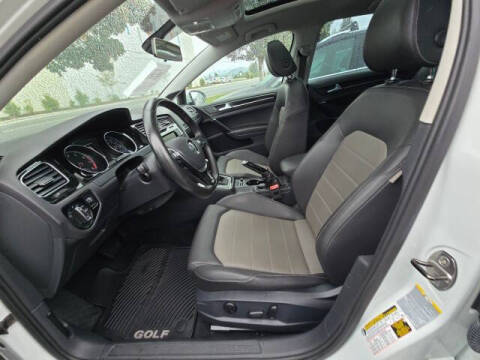 2015 Volkswagen Golf TSI SEL