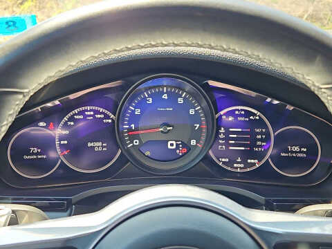 2022 Porsche Cayenne Platinum Edition