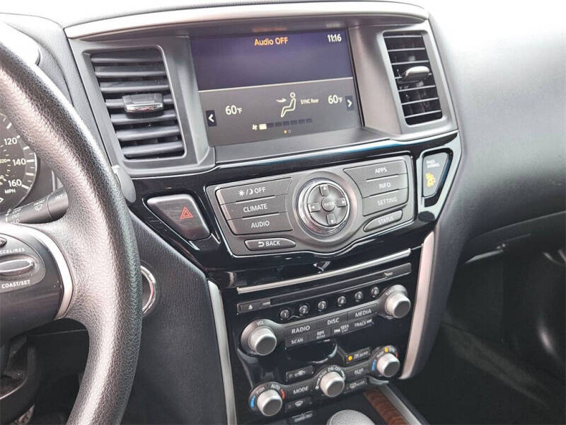 2020 Nissan Pathfinder S