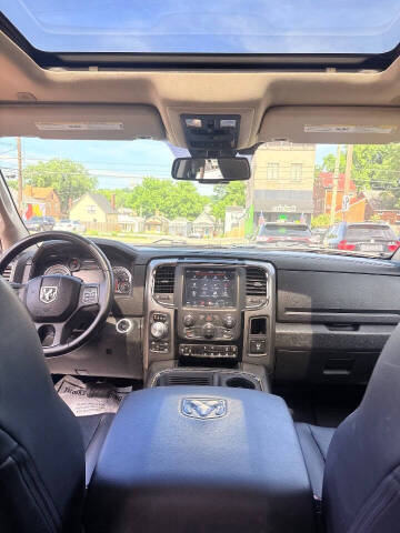 2018 RAM 1500 Night