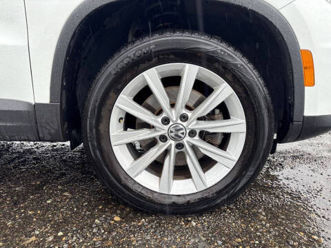 2018 Volkswagen Tiguan Limited 2.0T 4Motion