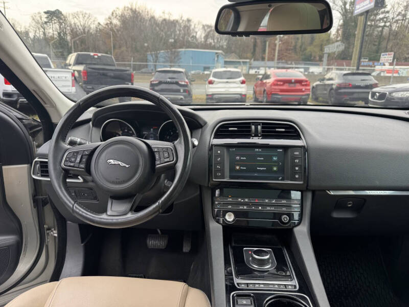 2017 Jaguar F-PACE 35t Premium