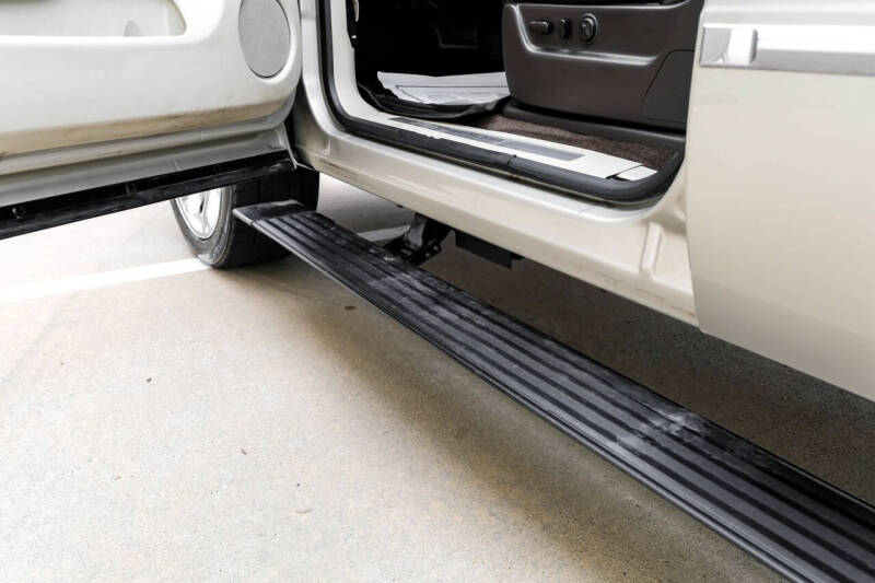 2013 Cadillac Escalade Platinum Edition