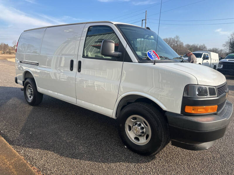 2025 Chevrolet Express 2500