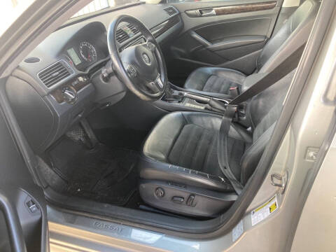 2014 Volkswagen Passat 2.0L TDI SEL Premium