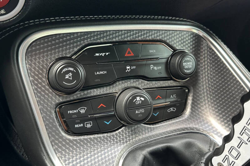 2015 Dodge Challenger SRT Hellcat