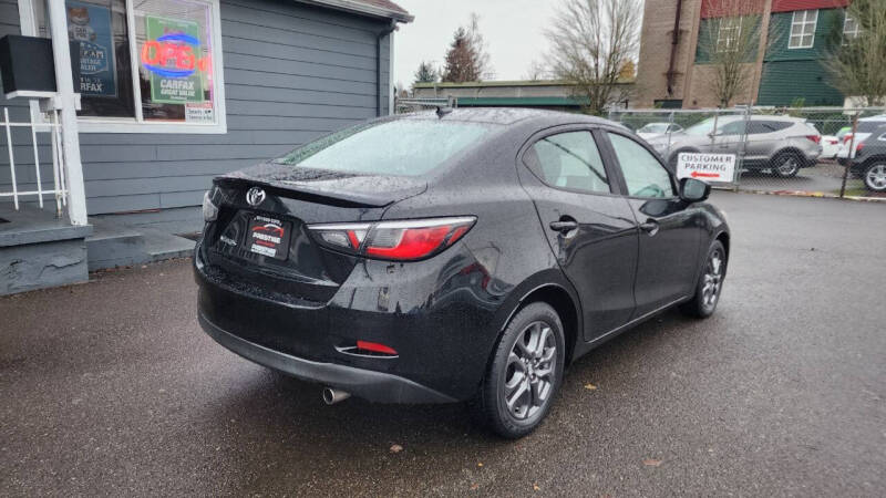 2019 Toyota Yaris LE