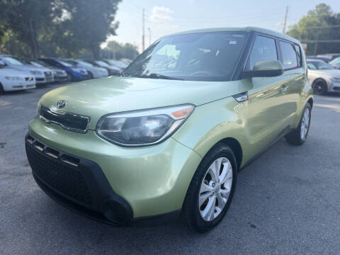 2015 Kia Soul +