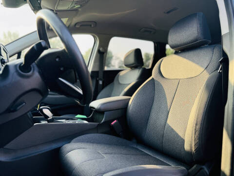 2019 Hyundai Santa Fe SE 2.4L