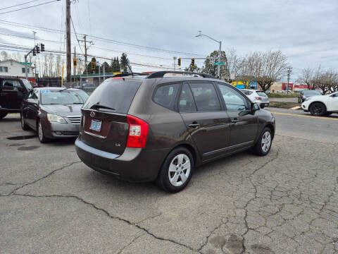 2009 Kia Rondo LX