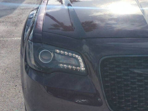 2021 Chrysler 300 Touring