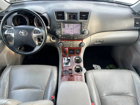 2011 Toyota Highlander Limited
