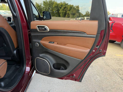 2017 Jeep Grand Cherokee Summit