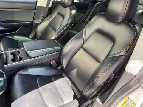 2019 Tesla Model 3 Standard Range Plus