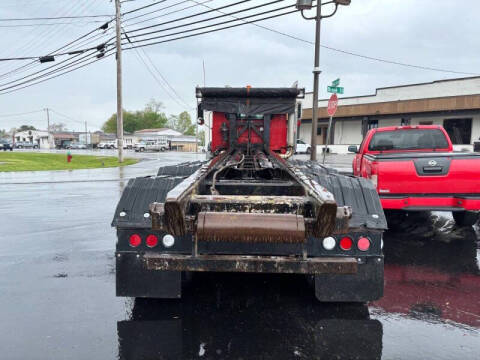 2006 Mack CT700