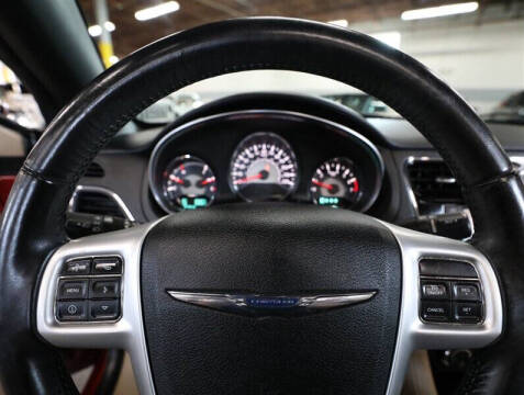 2013 Chrysler 200 Limited
