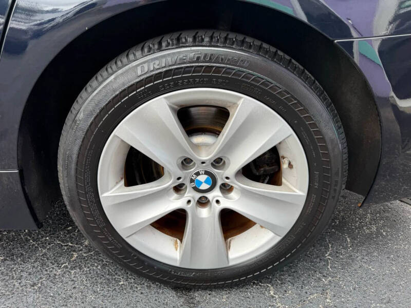 2012 BMW 5 Series 528i