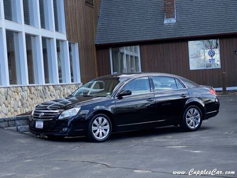 2005 Toyota Avalon for sale at Cupples Car Company in Belmont NH