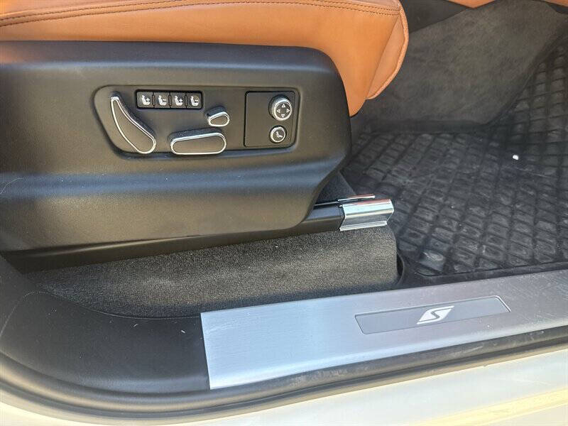 2024 Bentley Bentayga S V8